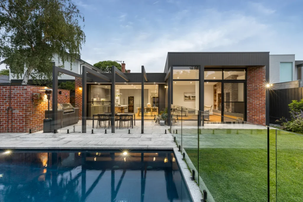 Selling in Melbourne’s Bayside – What Actually Drives a Successful Result